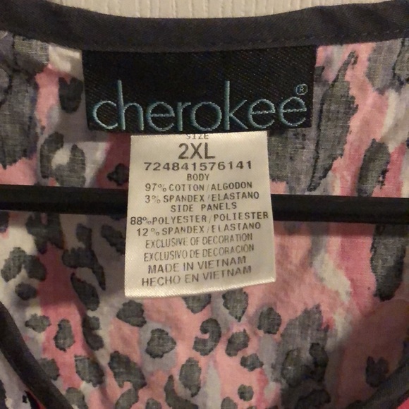 Scrub top - Picture 2 of 2